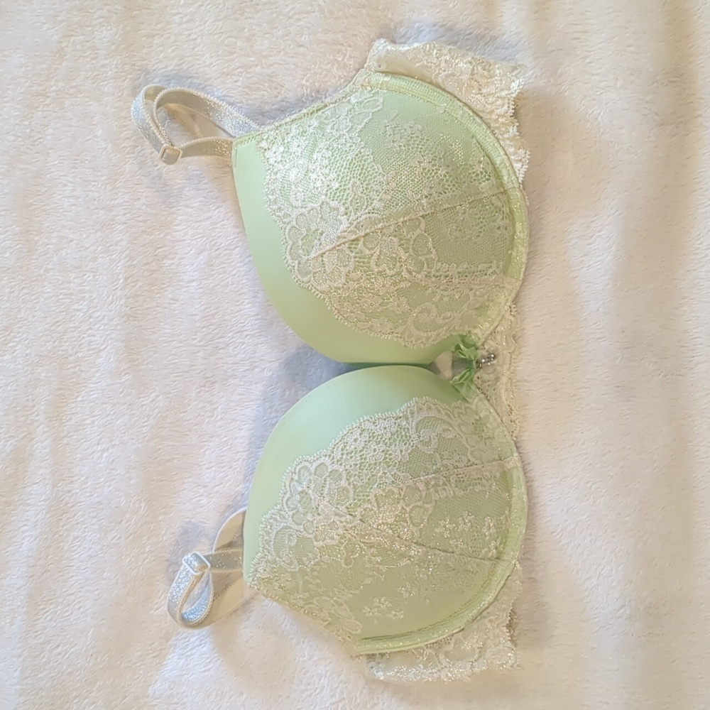 Victoria's Secret Dream Angels Push Up Bra